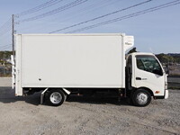 HINO Dutro Refrigerator & Freezer Truck SKG-XZU710M 2011 374,000km_8