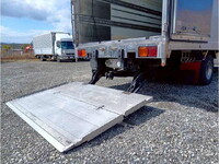 ISUZU Forward Refrigerator & Freezer Truck TKG-FRR90T2 2013 640,403km_18