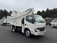 HINO Dutro Cherry Picker TPG-XZU600X 2017 66,911km_3