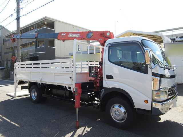 HINO Dutro Truck (With 5 Steps Of Cranes) KK-XZU420M 2003 130,000km_1