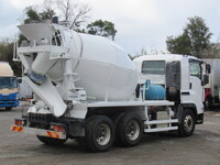 ISUZU Giga Mixer Truck QKG-CXZ77BT 2016 42,300km_4