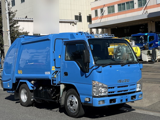 ISUZU Elf Garbage Truck TKG-NKR85AN 2014 235,722km
