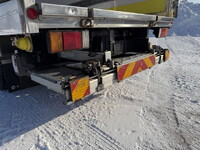 ISUZU Elf Aluminum Van 2RG-NPR88N 2019 326,000km_19