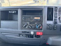 ISUZU Elf Aluminum Van TRG-NLR85AN 2015 128,899km_38