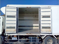 ISUZU Forward Refrigerator & Freezer Truck PKG-FRR90S2 2010 786,388km_20