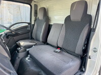 ISUZU Elf Aluminum Van TPG-NLR85AN 2018 215,063km_32