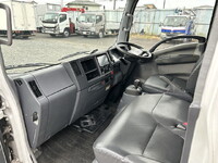 ISUZU Elf Aluminum Van BKG-NMR85AN 2009 303,921km_33