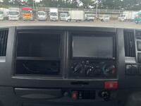 ISUZU Elf Aluminum Van BKG-NMR85AN 2009 303,921km_37