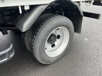 MITSUBISHI FUSO Canter Flat Body 2RG-FEB80 2024 226km_20