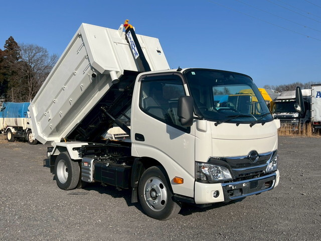 HINO Dutro Container Carrier Truck 2KG-XZU605M 2024 1,703km_1