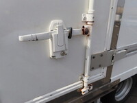 ISUZU Elf Refrigerator & Freezer Truck TPG-NLR85AN 2016 200,500km_32