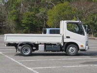 HINO Dutro Flat Body 2RG-XZU605M 2023 32,000km_4