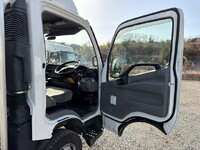 HINO Dutro Aluminum Van TKG-XZU710M 2016 281,791km_27