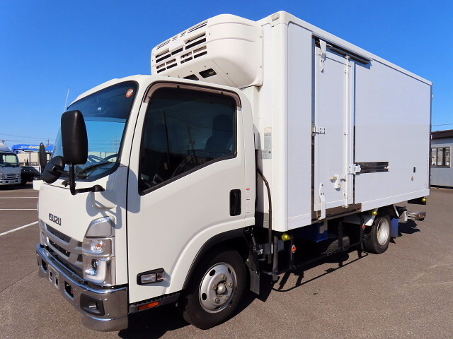 ISUZU Elf Refrigerator & Freezer Truck 2RG-NPR88AN 2022 97,000km_1