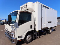 ISUZU Elf Refrigerator & Freezer Truck 2RG-NPR88AN 2022 97,000km_1