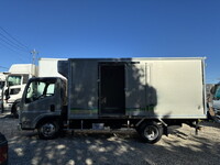 ISUZU Elf Refrigerator & Freezer Truck 2RG-NMR88AN 2020 217,000km_12