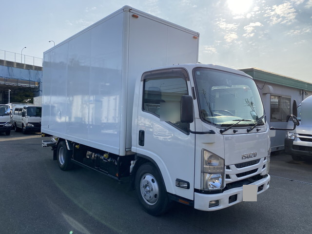 ISUZU Elf Panel Van TRG-NMR85N 2018 186,000km_1