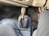 ISUZU Elf Panel Van TRG-NMR85N 2018 186,000km_15