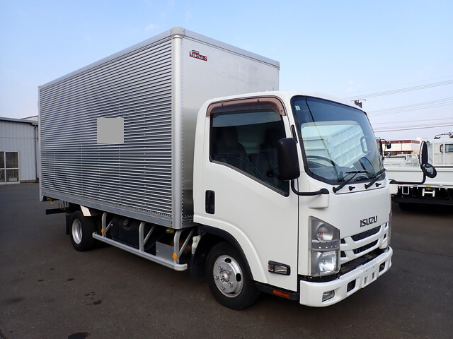 ISUZU Elf Aluminum Van TPG-NLR85AN 2015 105,900km_1