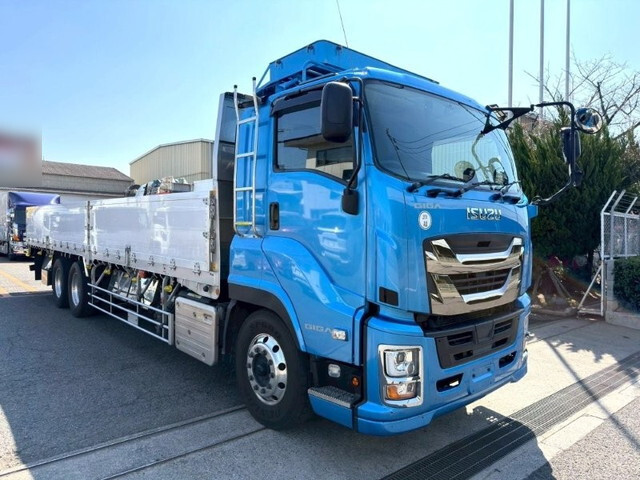 ISUZU Giga Aluminum Block 2PG-CYL77C 2022 585,420km