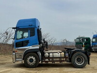 UD TRUCKS Quon Trailer Head QKG-GK6XAB 2018 780,126km_5