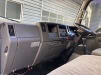 ISUZU Elf Aluminum Van TRG-NMR85AN 2015 190,000km_20