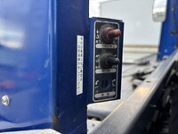 ISUZU Elf Safety Loader TKG-NPR85AN 2014 215,705km_17