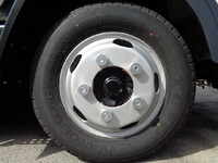 MITSUBISHI FUSO Canter Double Cab 2RG-FBA20 2025 381km_21