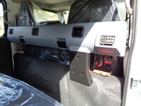 MITSUBISHI FUSO Canter Double Cab 2RG-FBA20 2025 381km_28