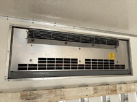 ISUZU Forward Refrigerator & Freezer Truck TKG-FRR90T2 2017 556,000km_17