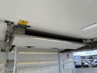 ISUZU Forward Refrigerator & Freezer Truck TKG-FRR90T2 2017 556,000km_18