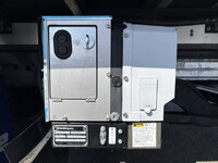 ISUZU Forward Refrigerator & Freezer Truck TKG-FRR90T2 2017 556,000km_23