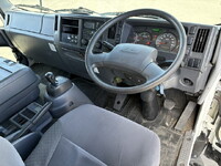 ISUZU Forward Refrigerator & Freezer Truck TKG-FRR90T2 2017 556,000km_32