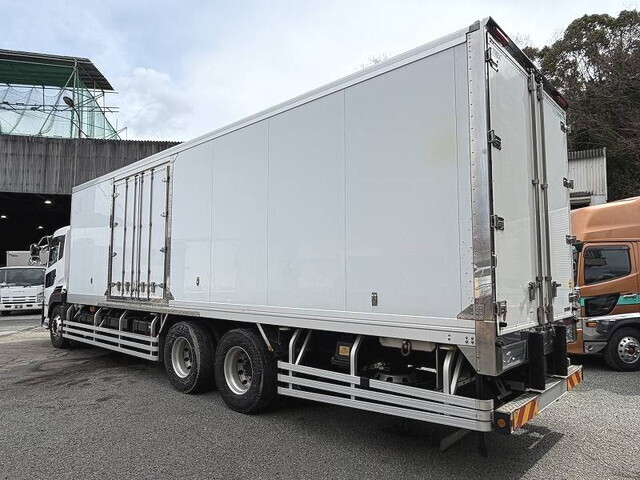 Quon Refrigerator & Freezer Truck_2