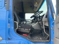 UD TRUCKS Quon Trailer Head QPG-GK5XAB 2016 635,109km_27