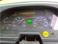 ISUZU Giga Truck with Accordion Door QKG-CYL77A 2015 491,575km_25