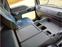 ISUZU Giga Truck with Accordion Door QKG-CYL77A 2015 491,575km_27