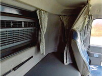 ISUZU Giga Truck with Accordion Door QKG-CYL77A 2015 491,575km_28