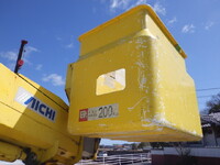 ISUZU Elf Cherry Picker TKG-NKR85AN 2014 102,546km_12