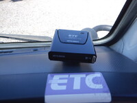 ISUZU Elf Cherry Picker TKG-NKR85AN 2014 102,546km_38