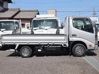 TOYOTA Dyna Flat Body 2DG-GDY231 2022 17,050km_5