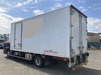 UD TRUCKS Condor Refrigerator & Freezer Truck TKG-MK38C 2015 346,886km_4