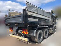 ISUZU Giga Dump QKG-CXZ77AT 2015 387,490km_2