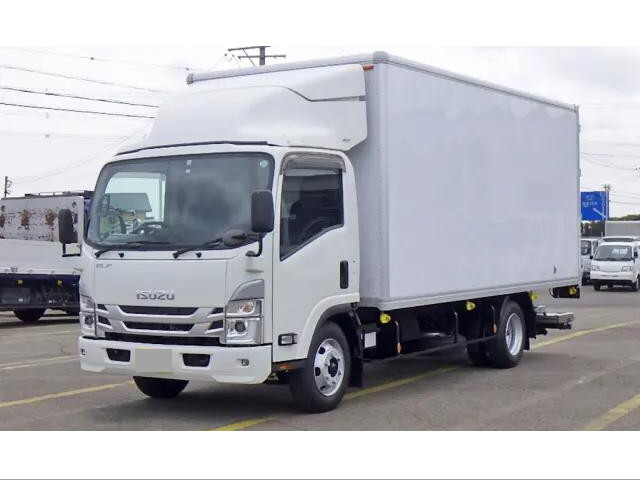 ISUZU Elf Panel Van 2RG-NPR88AN 2022 32,000km
