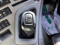 UD TRUCKS Quon Container Carrier Truck QKG-CW5YL 2012 1,110,000km_13