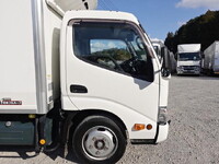 HINO Dutro Refrigerator & Freezer Truck 2RG-XZU655M 2020 18,000km_7