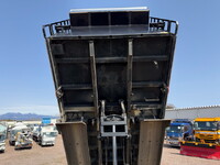 ISUZU Giga Dump QKG-CXZ77AT 2015 622,229km_20