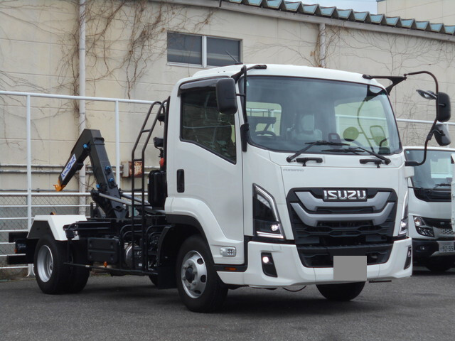 ISUZU Forward Container Carrier Truck 2RG-FRR90S4 2024 18,197km_1