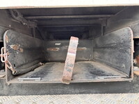 ISUZU Elf Bottle Van TRG-NMR85N 2015 165,011km_14