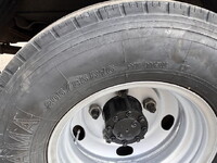 ISUZU Elf Bottle Van TRG-NMR85N 2015 165,011km_16